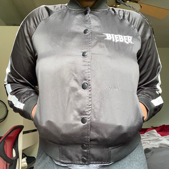 Jacket - Picture 4 of 4